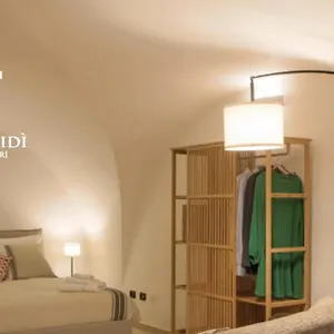 Domus Midi - Nel Centro Della Citta Apartamento